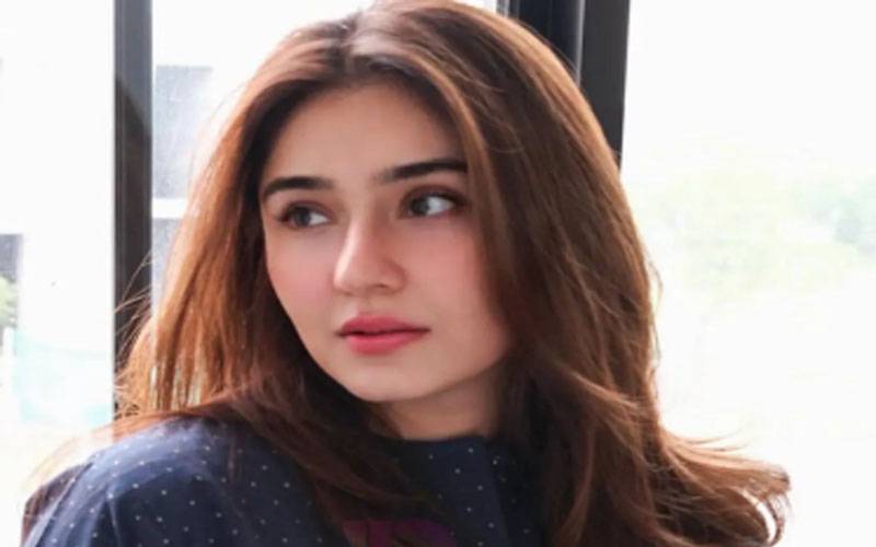  معروف اداکارہ درفشاں سلیم کی تصاویر نے لوگوں کی توجہ حاصل کرلی