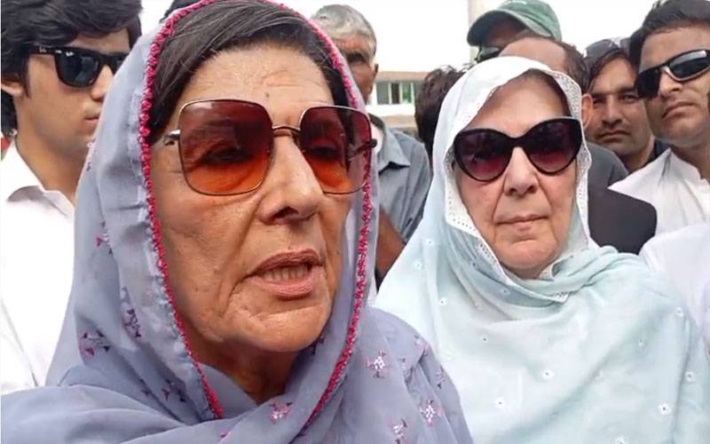 علیمہ خان کا نورین نیازی کی عمران خان سے ملاقات کا مطالبہ،لائحہ عمل دینے کا اعلان