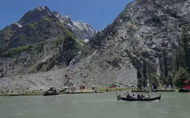 سیف اللہ جھیل کشتی حادثے میں جاں بحق 6 افراد کی میتیں لاہور روانہ، خاتون کی تلاش جاری