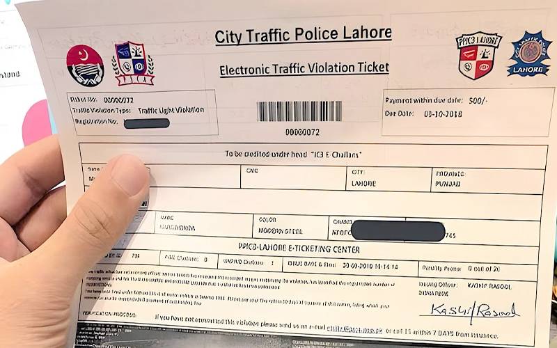  لاہورسمیت پنجاب میں ٹریفک چالانز کانیا نظام متعارف