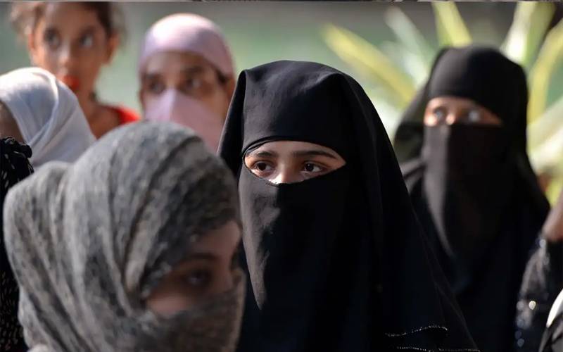 بھارت میں مسلم خواتین کیخلاف نفرت عروج پر، ہندوتوا کا اصل چہرہ عالمی سطح پرآشکار