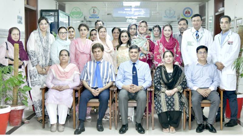  امیر الدین میڈیکل کالج میں فیکلٹی ڈیویلپمنٹ پروگرام کے تحت’’فزیشن ویل بینگ‘‘ ورکشاپ
