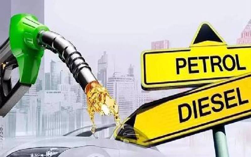 ڈیزل اور پیٹرول عالمی مارکیٹ کے مقابلے میں مہنگا کیوں؟ وجوہات سامنے آگئیں