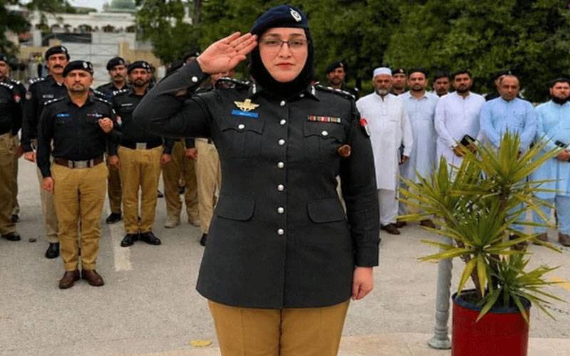 نوشہرہ میں پہلی مرتبہ خاتون افسر کو ڈی پی او تعینات کر دیا گیا