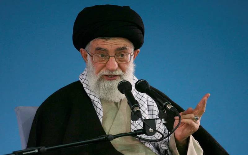 امریکی حملے میں شہید آیت اللہ علی خامنہ ای کون تھے اور  ان کا خاندان کتنا با اثر ہے؟جانیے
