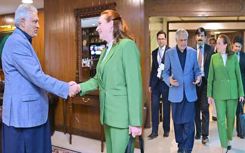 اسحاق ڈار کی یو این سیکرٹری جنرل عہدے کی امیدوار سے ملاقات، باہمی امور پر تبادلہ خیال