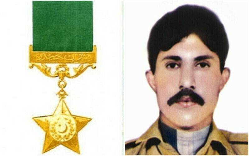 صدرمملکت آصف زرداری کا نشانِ حیدر حوالدار لالک جان شہید کی برسی پر انکی عظیم قربانی اور بہادری کو خراجِ عقیدت