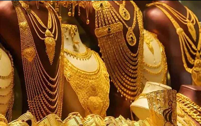 سونے کی قیمتوں میں مسلسل پانچویں روز کمی،جانیے فی تولہ کتنے کا ہو گیا