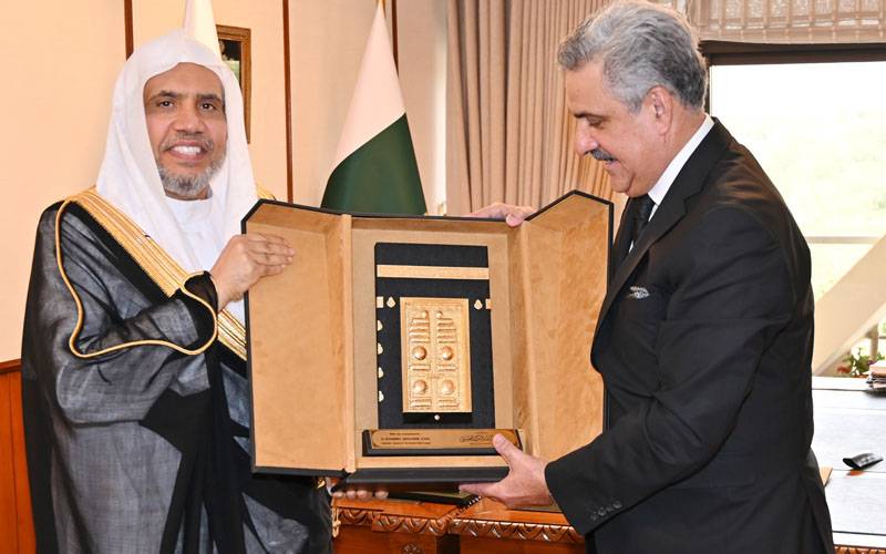 چیف جسٹس آف پاکستان سے مسلم ورلڈ لیگ کے سیکرٹری جنرل کی ملاقات، عدالتی اصلاحات اور باہمی تعاون پر اتفاق