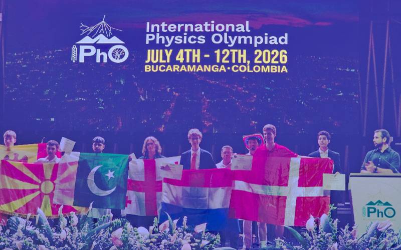   کولمبیا میں فزکس اولمپیاڈ، تین پاکستانی سٹوڈنٹس کو برونز میڈل مل گئے