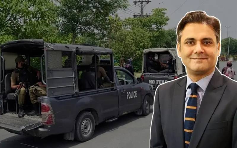 اٹارنی جنرل منصور اعوان کے گھر چھاپے کا معاملہ، ایس پی کینٹ بھی عہدے سے ہٹا دیے گئے