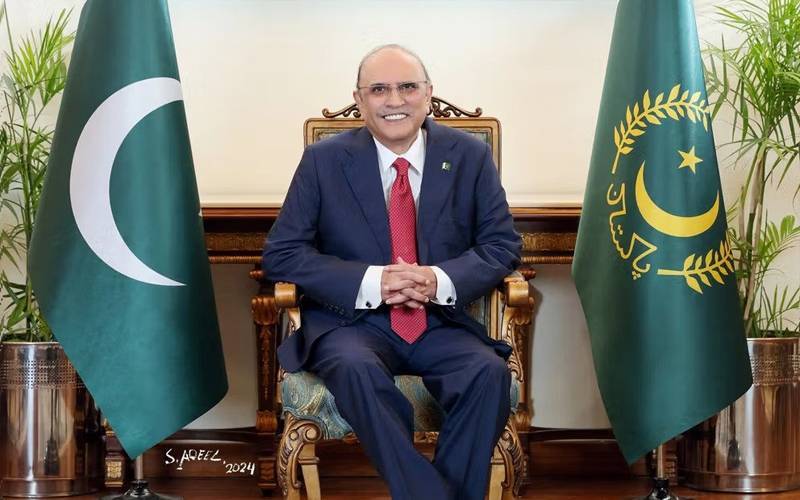 صدر مملکت آصف زرداری2 روزہ دورے پر لاہور پہنچ گئے 