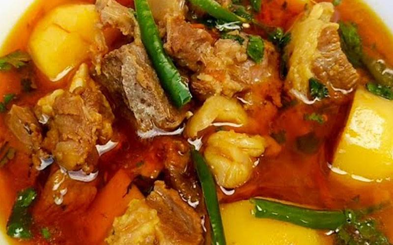 سادگی اور ذائقے کا خوبصورت امتزاج’’آلو گوشت‘‘