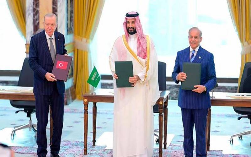 پاکستان، سعودی عرب اور ترکیے کا دفاعی معاہدہ، اسرائیل نے خطرناک پیشرفت قرار دے دیا