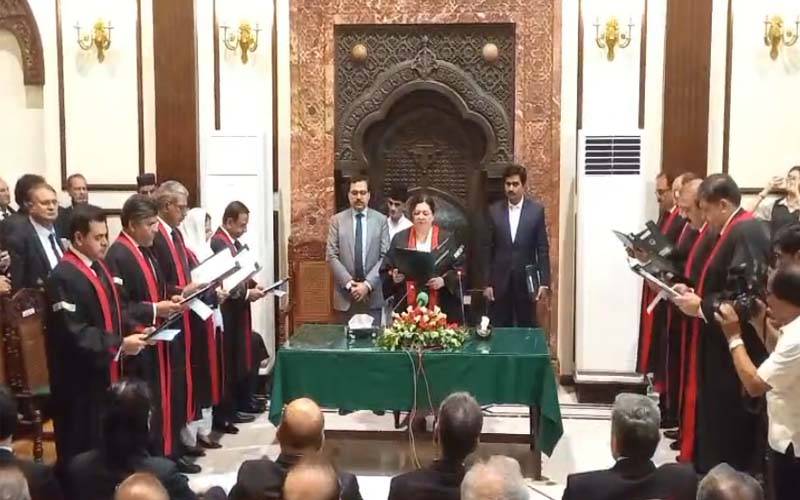 لاہور ہائیکورٹ کے 10 نامزد ایڈیشنل ججز نے حلف اٹھالیا 