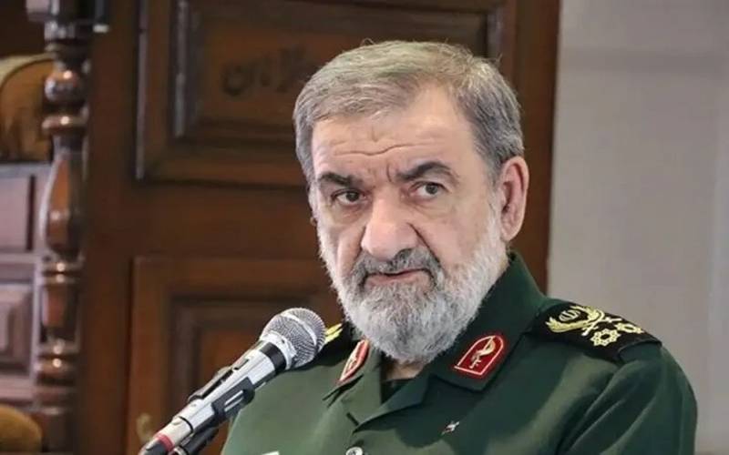 آبنائے ہرمز ایران کی شرائط تسلیم ہونے تک نہیں کھلے گی:محسن رضائی