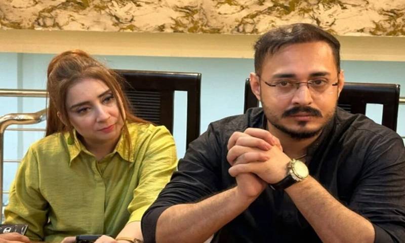 ’’وہ تو بہن سمجھ کر جواب دیتے تھے‘‘: ڈاکٹر نبیحہ نے شوہر کو کلین چٹ دے کر ملبہ دوسری لڑکیوں پر گرادیا