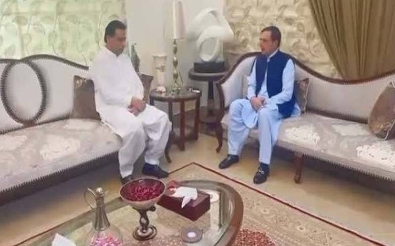 سپیکرایاز صادق کی بیرسٹر گوہر کی رہائش گاہ آمد، والدہ کے انتقال پر اظہارِ تعزیت