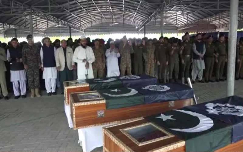 فائرنگ سے شہید پولیس اہلکاروں کی نمازِ جنازہ ادا، اعلیٰ عسکری و سول حکام کی شرکت