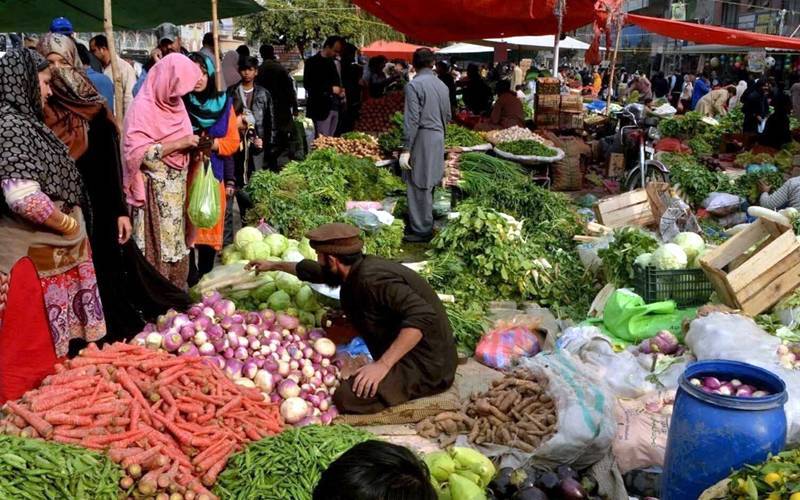  سبزیوں اور پھلوں کی قیمتوں میں نمایاں اضافہ 