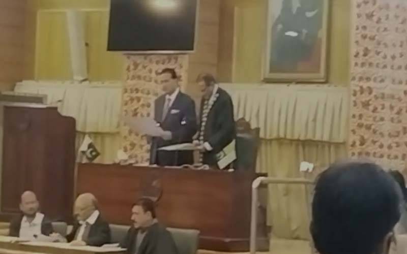 آزاد کشمیراسمبلی: طارق فاروق سپیکر، احمد رضا قادری ڈپٹی سپیکر منتخب، حلف اٹھا لیا