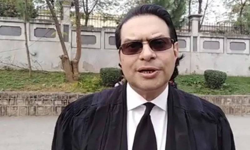عمران خان پر 300 سےز ائد کیس ، وکیل سے صرف ایک ملاقات کی اجازت ملی :سلمان اکرم راجہ 