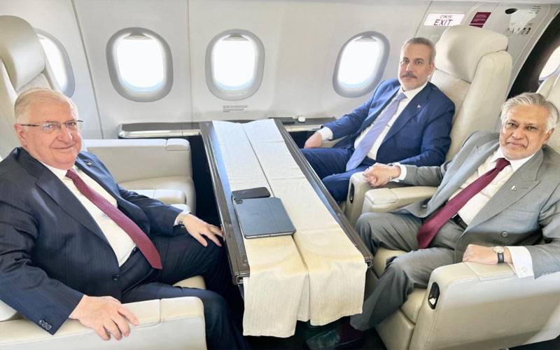 نائب وزیرِ اعظم اسحاق ڈار کا استنبول کا دورہ مکمل، بشکیک روانہ