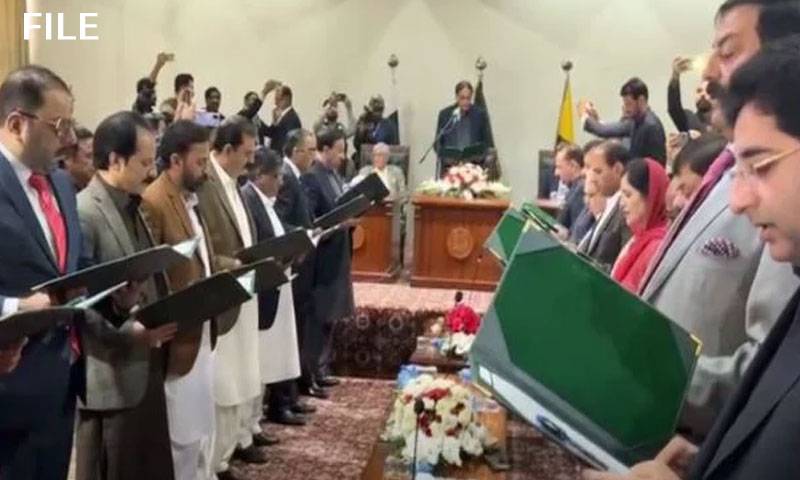  آزاد کشمیر کابینہ کے 8 وزراء کو قلمدان تفویض، نوٹیفکیشن جاری