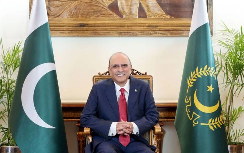 یومِ دفاع و شہدا: متحد قوم کو دنیا کی کوئی طاقت شکست نہیں دے سکتی: صدر زرداری