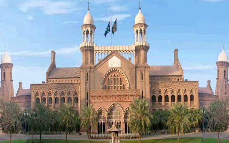 بجلی بلوں میں سلیب سسٹم کے نفاذ کیخلاف نیپرا سے تفصیلی جواب طلب