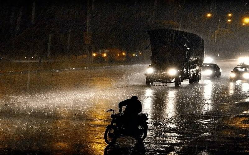  بارش سے موسم خوشگوار ,17 ستمبر تک بادل برسنے کی پیشگوئی 