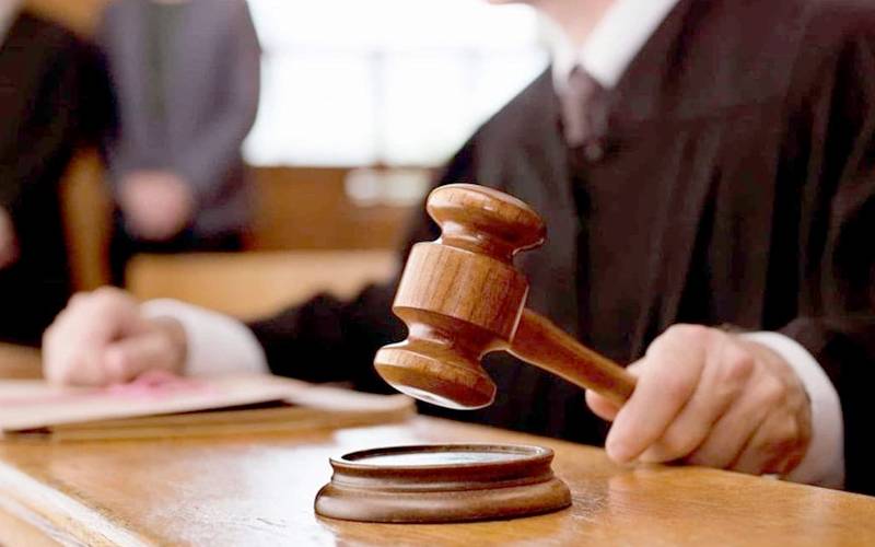 وفاقی آئینی عدالت اورسپریم کورٹ میں چھٹیاں ختم