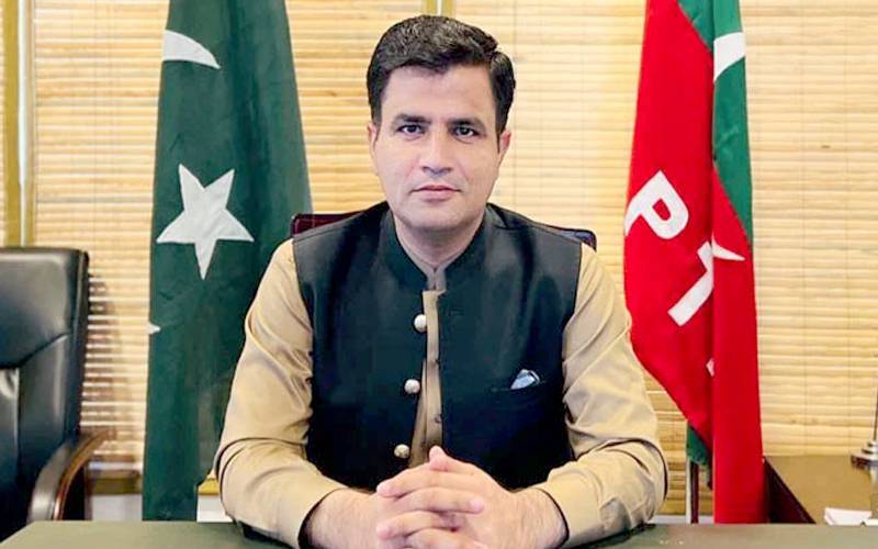  بانی پی ٹی آئی کے وکیل نعیم حیدر پنجوتھہ کے خلاف بجلی چوری کا مقدمہ درج 