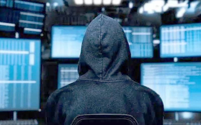  آن لائن اور الیکٹرانک فراڈ کیس کے 3 مجرموں کو قید اور جرمانے کی سزا