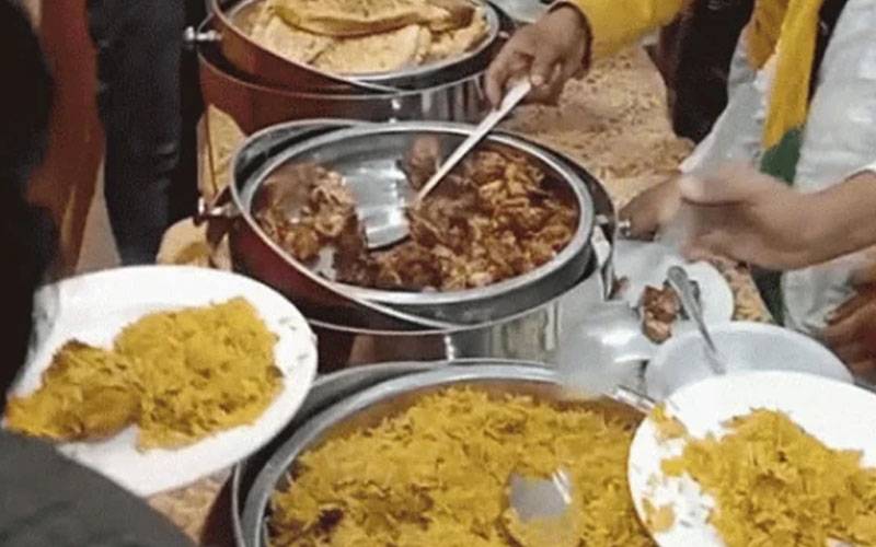 منگنی کے کھانے نے 70 افراد کو ہسپتال پہنچا دیا