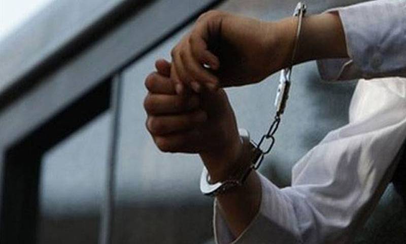 کراچی: بچی سے نازیبا حرکت کرنیوالا شخص گرفتار