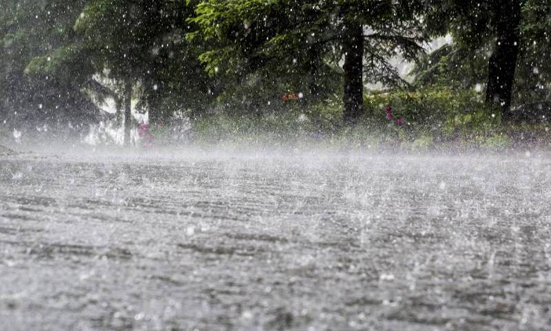 ملک کے بالائی علاقوں میں گرج چمک کے ساتھ بارش کی پیشگوئی