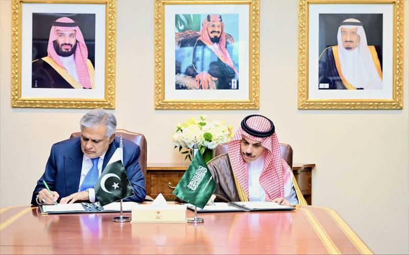 پاکستان اور سعودیہ میں سرکاری و سفارتی پاسپورٹ رکھنے والوں کیلئے ویزا شرائط ختم