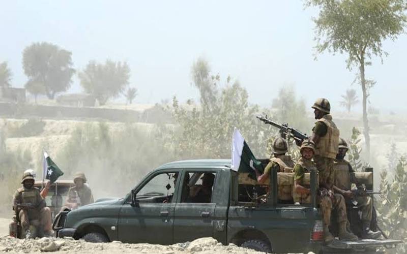  فورسز کی بلوچستان میں کارروائی، خواتین اور بچوں سمیت 103غیر قانونی مقیم افغان باشندے زیرحراست