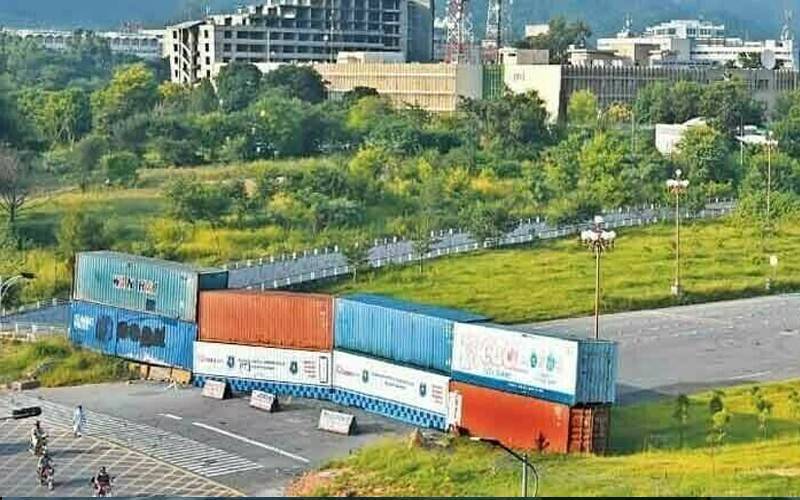 اسلام آباد کی ایک اور یونیورسٹی نے ملازمین کو گھر سے آن لائن کام کرنے کی ہدایت کر دی