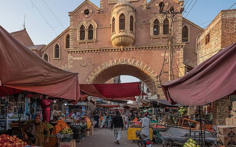   حیدر آباد میں بھی اجتماع کرنے پر پابندی لگ گئی