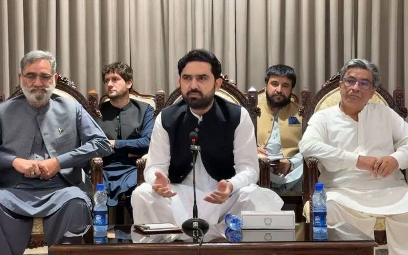 پی ٹی آئی کی زوم میٹنگ کی اندرونی کہانی سامنے آ گئی ، رہنما تذبذب کا شکار 