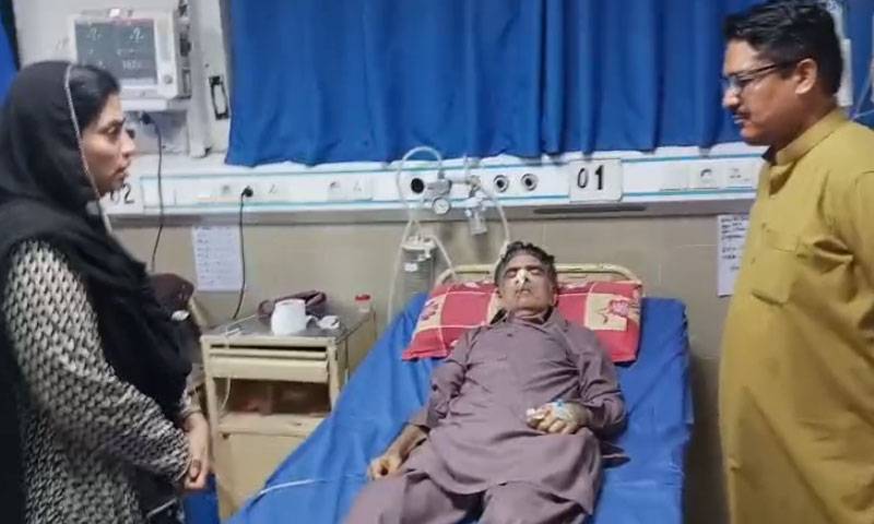 معروف سٹیج پروڈیوسر ارشد چوہدری ،اداکارہ ہماعلی کی جانب سے کامیڈین عابد چارلی کی عیادت