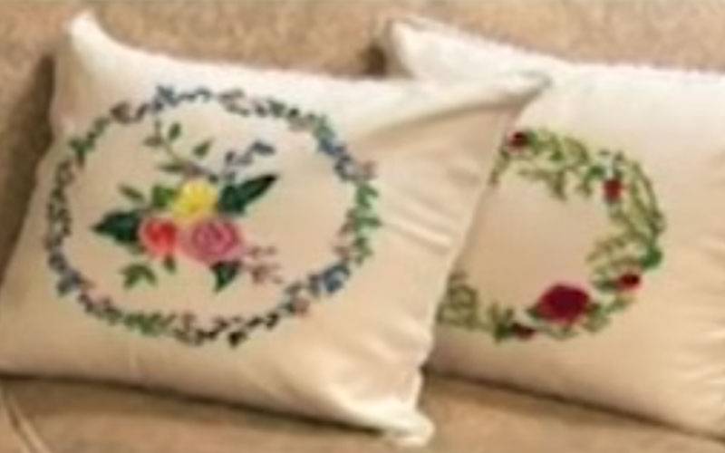  یاسمین راشد نے جیل میں کڑھائی سے دل لگا لیا، درجنوں نمونے سامنے آ گئے