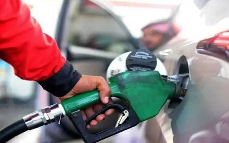 پیٹرول کی اصل قیمت پر ٹیکسوں اور مارجنز کا بوجھ مزید بڑھ گیا