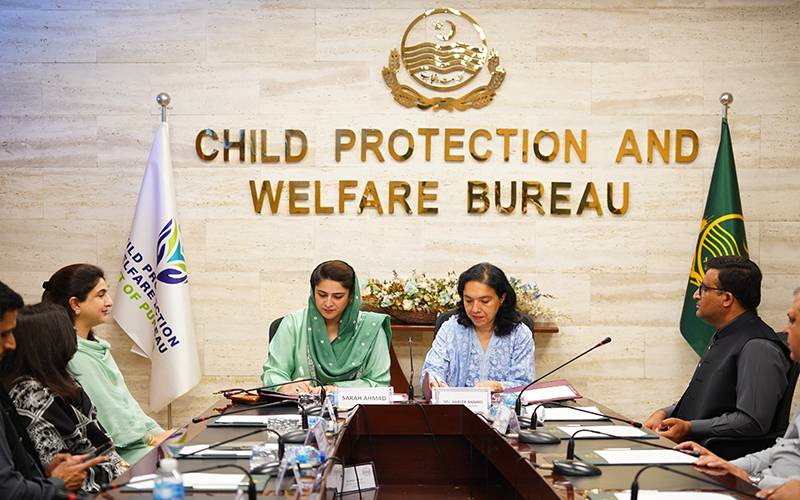 چائلڈ پروٹیکشن بیورو پنجاب اور دسترس فاؤنڈیشن کے درمیان مفاہمتی یادداشت پر دستخط