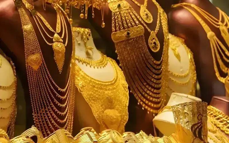 سونا خریدنے والوں کے لیے خوشخبری، فی تولہ قیمت میں حیران کُن کمی 