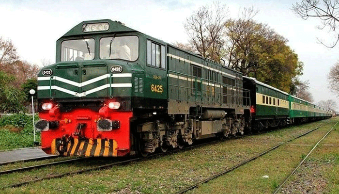 عوام کے لئے خوشخبری آگئی۔ راولپنڈی۔لاہور کے درمیان دو نئی ریل کار ٹرینیں چلانے کا فیصلہ کرلیا گیا 