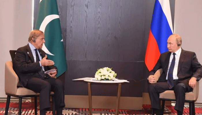 وزیراعظم شہباز شریف کی ازبکسان میں روسی صدر پیوٹن سے ملاقات ہوئی، وہ کل شنگھائی تعاون تنظیم کے اجلاس میں پاکستان کی نمائندگی کریں گے