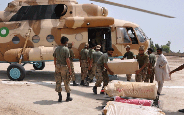 پاک فوج سندھ میں سیلاب متاثرین کی امداد میں پیش پیش، پاک فوج کے جوانوں کی طرف سے سندھ کے مختلف اضلاع میں امدادی کاموں کا سلسلہ جاری ہے